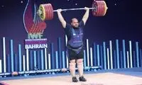 وزنه‌بردار ملی‌پوش با عروسک 10میلیاردی وارد مازندران شد