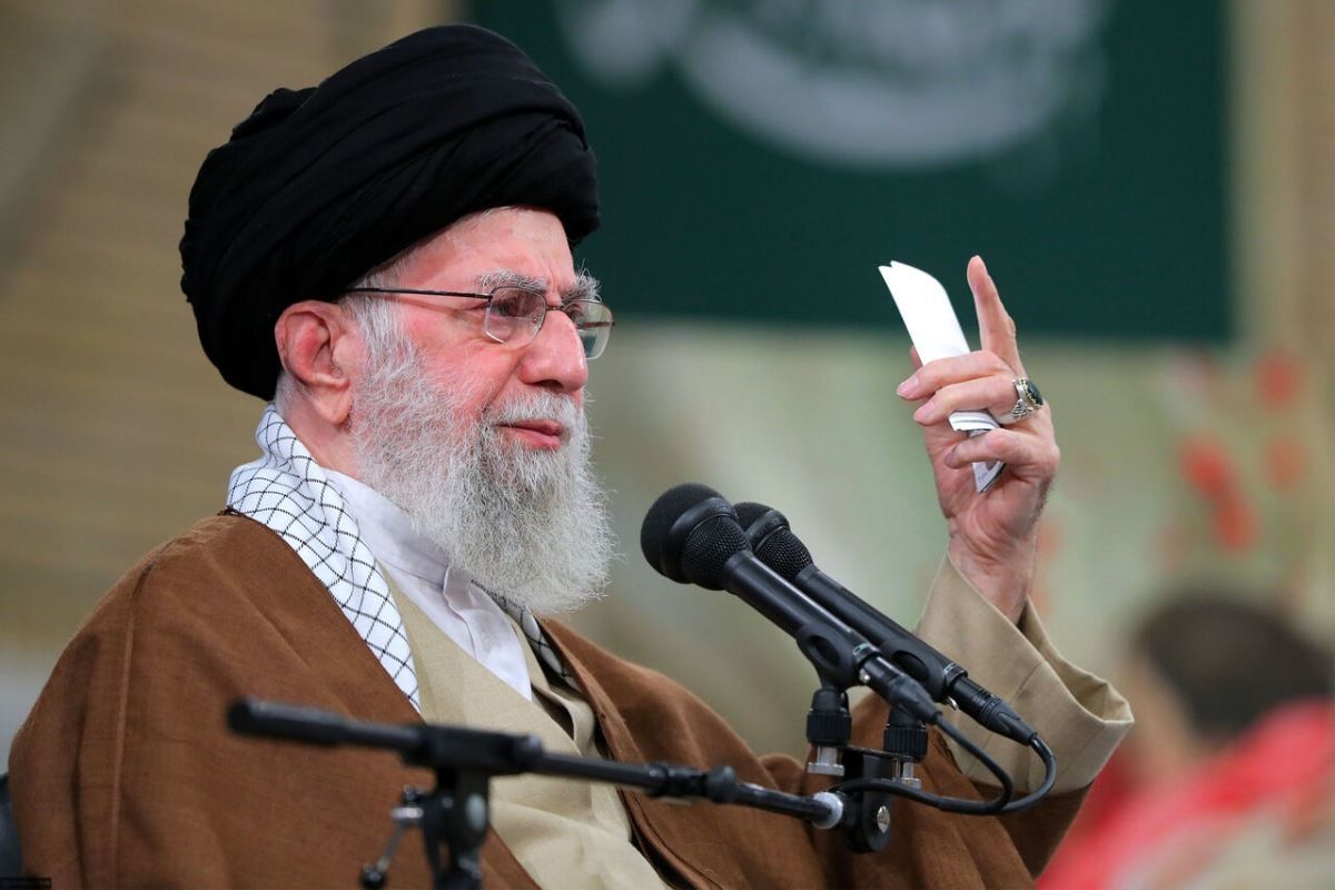   قدیمی‌ترین عکس آیت‌الله خامنه‌ای در یک و نیم سالگی 
