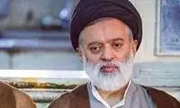 احترام تمام قد رئیسی به فرزند ارشد رهبر انقلاب