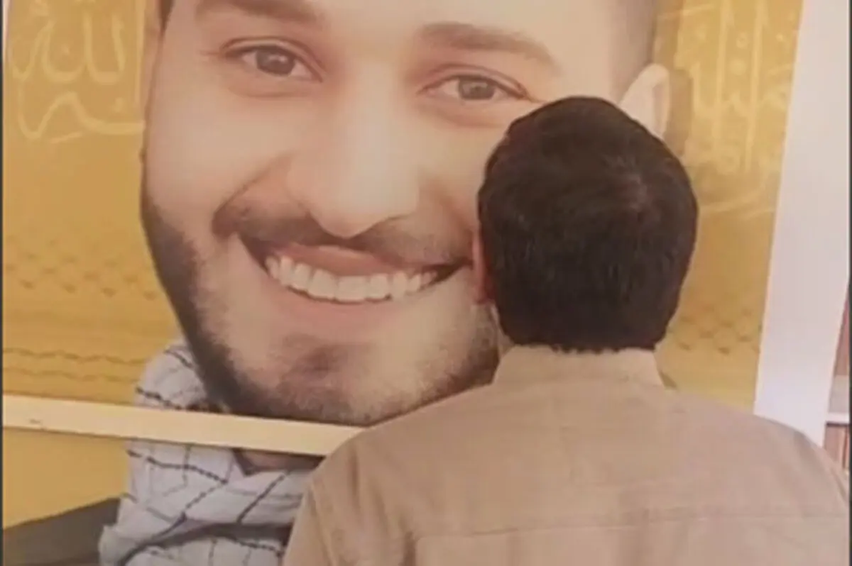 شوخی عجیب یامین‌پور با حاج حسین یکتا در منزل شهید لبنانی