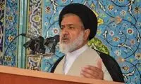 امام جمعه گچساران: کشف حجاب حل نشود، آتش به اختیار عمل می‌کنیم