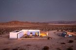 معماری ساده یک «قصر» در بیابان