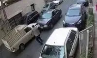 حرکت جنون‌آمیز راننده پراید با کودکش در خیابان!  