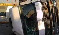 مرگ دردناک عابر بدشانس در تصادف با تریلی
