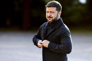 حرکت زلنسکی برای جلب‌توجه ترامپ سوژه شد