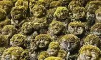 تصاویری از یک معبد عجیب در ژاپن