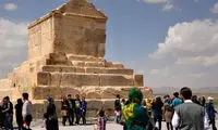 تصاویری از تعطیلی آرامگاه کوروش در روز سیزده‌بدر 