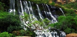 نگاهی به زیبایی بزرگ‌ترین آبشار طبیعی خاورمیانه
