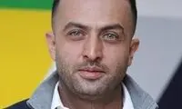 تیپ ساده مصطفی زمانی در اکران فیلم جدیدش