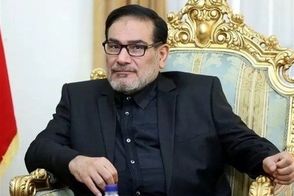حضور علی شمخانی در مراسم وداع با شهدا