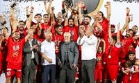 سلفی کاپیتان پرسپولیس با مجری پرطرفدار در استادیوم آزادی