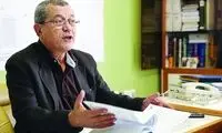 پزشکیان باید به جای ظریف، علی دایی را به مناظره می‌برد!