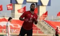 عباس‌زاده بالاخره از پیراهن قرمز دل کند