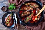 طرز تهیه بادمجان شکم‌پر؛ یک غذای حاضری و خوشمزه