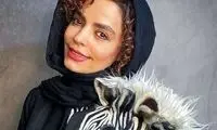 قاب یهویی از سپیده خداوردی و پسرش در یک کافه