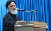 طعنه تند امام جمعه سابق لواسان به رئیسی