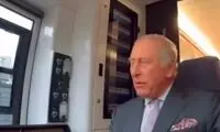 پادشاه بریتانیا راننده تراموا شد!