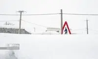 برف این شهر را بلعید