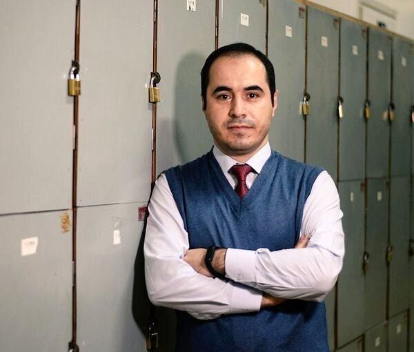 روزنامه‌نگار مشهور از زندان آزاد شد