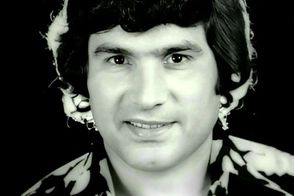 دورهمی آغاسی با ابی و اندی در دبی، سال 1378