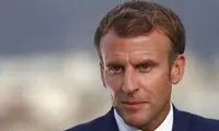 حمله به رئیس جمهور خوشتیپ فرانسه با گوجه