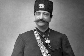 نقاشی جالب ناصرالدین شاه از یکی از زنان حرم‌سرا