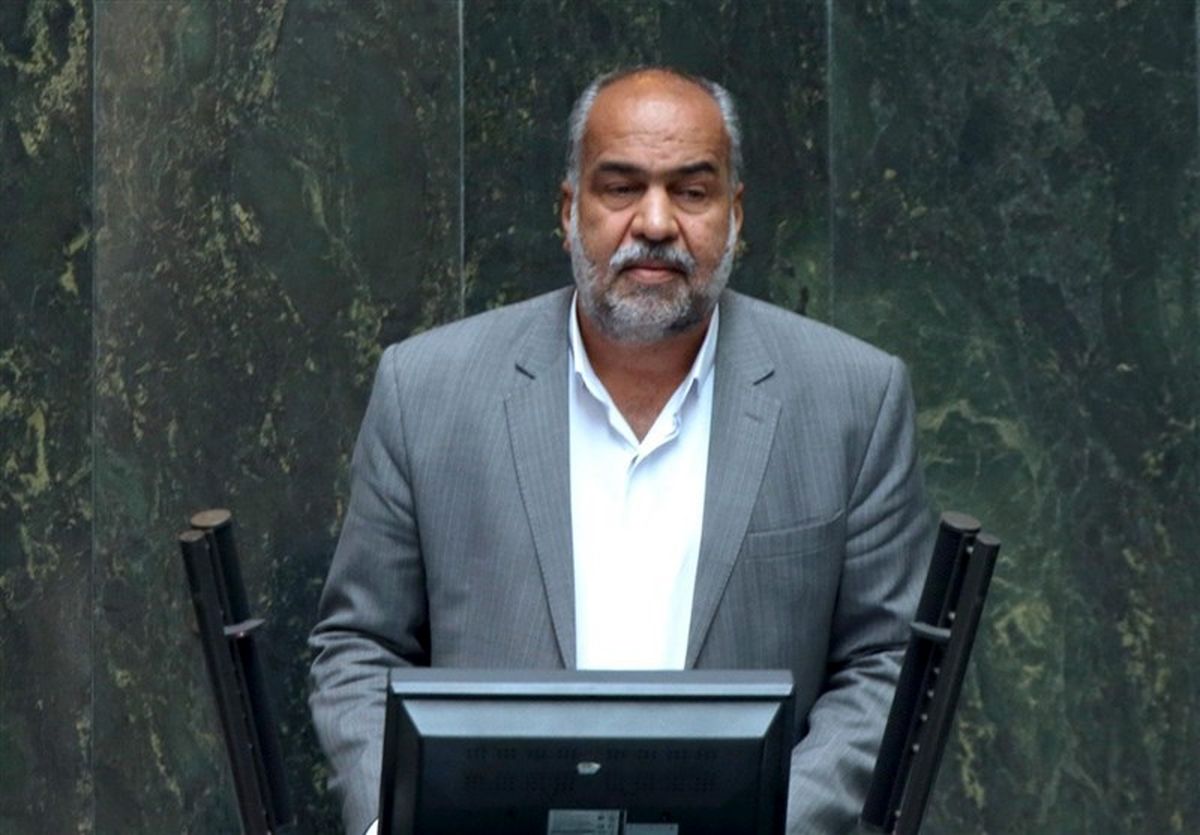 تصاویری از کیک تولد 12متری یک نماینده مجلس!