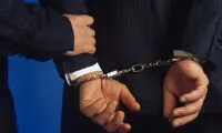 قتل هولناک یک مادر زیر مشت و لگد پسرش