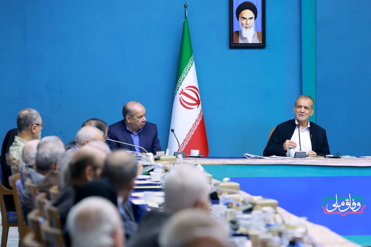   خبر مهم مسعود پزشکیان برای کادر درمان 