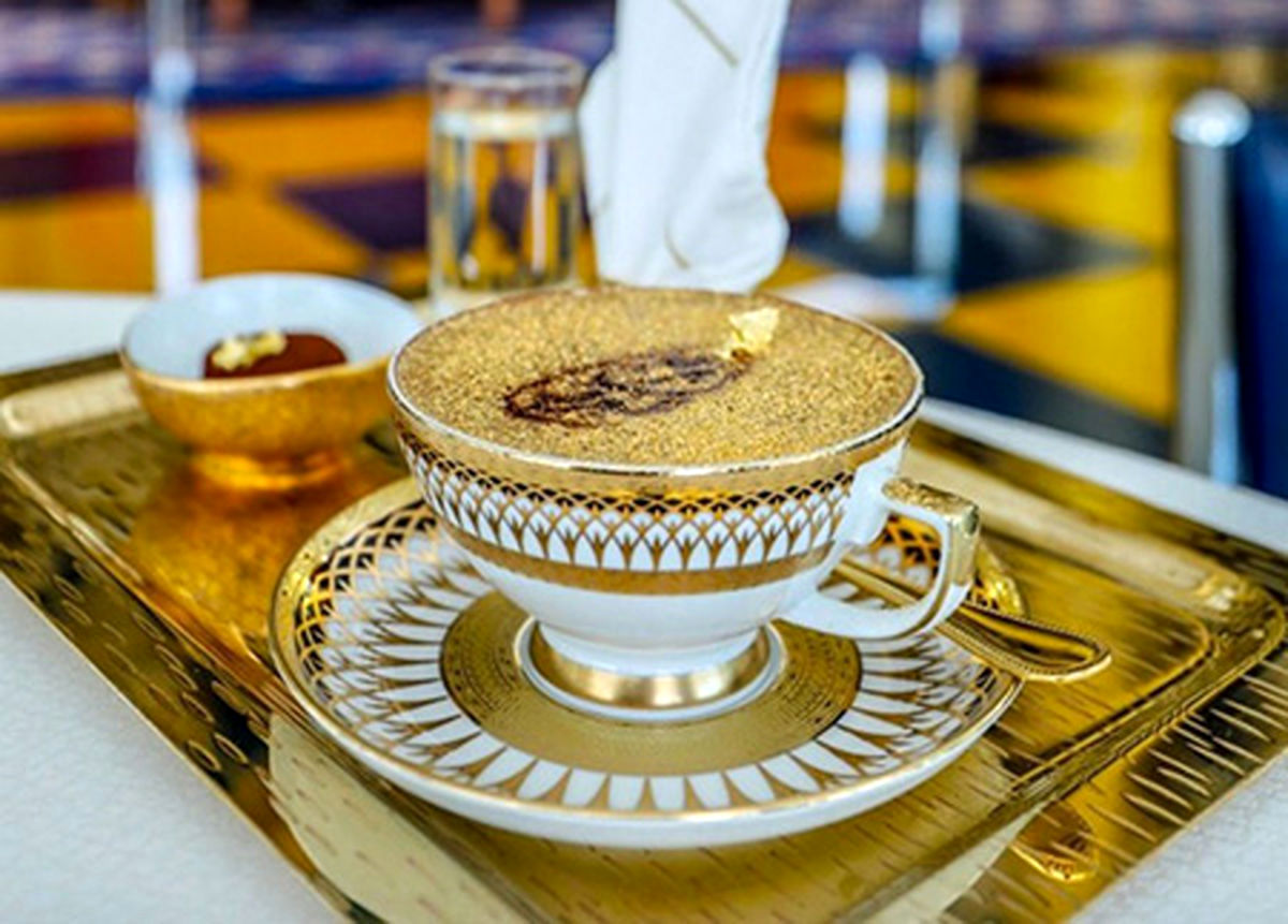 سرو نوشیدنی با ورق طلا در تهران!