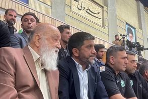 جویباری‌ها با نام خادم، دبیر را سکه یک پول کردند