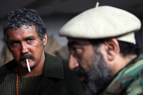 بازیگر لوتیِ «اخراجی‌ها»: در یک خانواده مرفه بزرگ شده‌ام