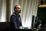 واکنش رشیدی‌کوچی به پیشنهاد بانک مرکزی: رسواتون می‌کنم!