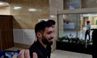 عارف آقاسی در فرودگاه: قشنگ بگیرید!