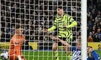 زنده ماندن امید قهرمانی آرسنال با بردی پُرگل