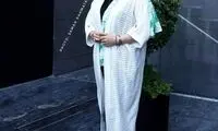 استایل گُل‌گُلیِ آناهیتا همتی در کنار شوهرش