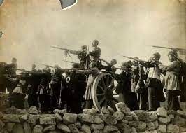 عکس دیده نشده از لباس فرم‌ یک نظامی قاجاری