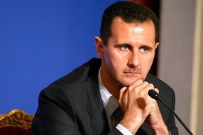 جنجال عکس بشار اسد با دختری جوان در میدان سرخ مسکو!