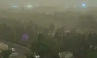 بارش باران و وزش باد شدید در این مناطق کشور