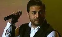 دابسمش جالب آقای خواننده در کنار همسرش داخل ماشین لاکچری