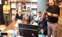 تصاویری از حضور جواد علیکردی در اداره پلیس مشهد