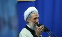 لرزش دست صدیقی در نماز جمعه جلب توجه کرد