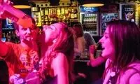تصاویر یک خبرگزاری از فاحشه‌خانه‌های چراغ سرخ