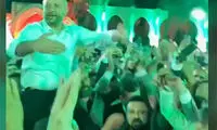 رقص آقایان وزیر در مراسم عروسی خبرساز شد