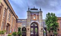 این بنا پیش از برج آزادی نماد تهران بود