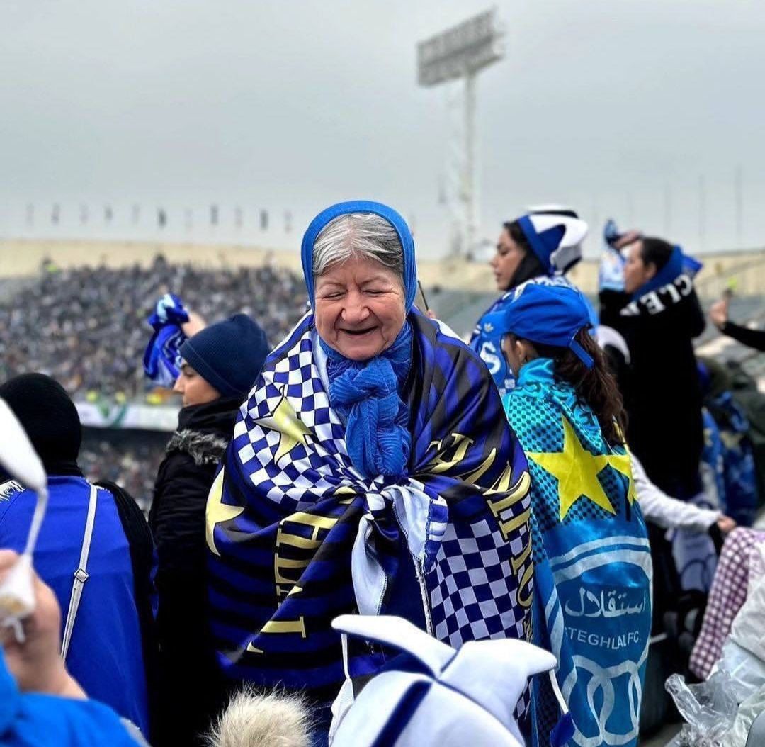 تشکر ویژه خیابانی از رفیعی بابت حمایت از مادربزرگ استقلالی