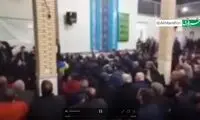 شعارهای عجیب و غریب در یکی از ستادهای انتخاباتی!