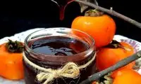 طرز تهیه شیره خرمالو؛ گنجینه‌ای پاییزی برای آشپزخانه شما