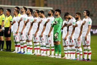 ایران-الجزایر؛ یک دقیقه سکوت به احترام ستاره فقید 