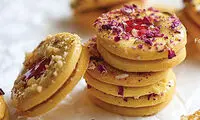 برای این‌که شیرینی خشک نشود، چه کنیم؟